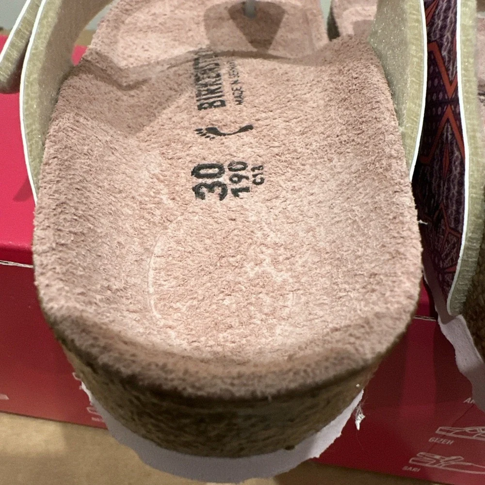 Birkenstock Kids EU 30/US 12 Gizeh Thong Sandals Oriental Tiles Rose